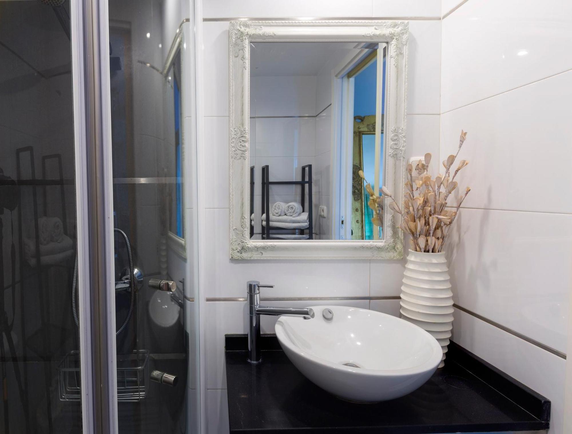 La Marina Suite Malaga Zewnętrze zdjęcie